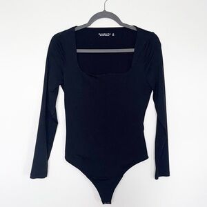 Abercrombie Women's Long-Sleeve Seamless Fabric Corset Bodysuit - Medium - Black
